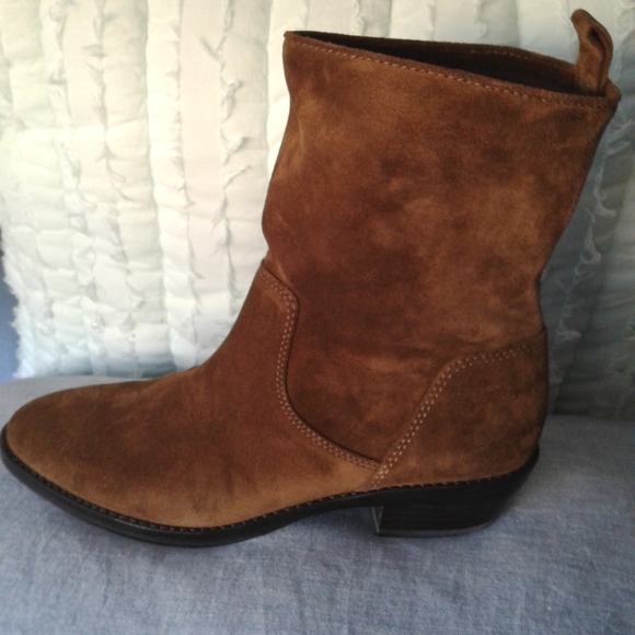 Via Spiga - Picture 3 of 8